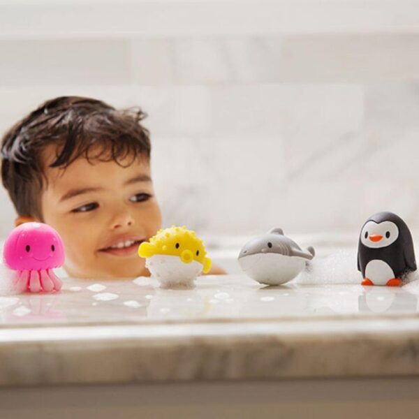 Ocean™ Squirts Baby and Toddler Bath Toy, 8 pack - Image 4